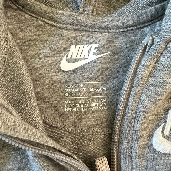 Newborn Nike Bundle - Picture 3 of 7